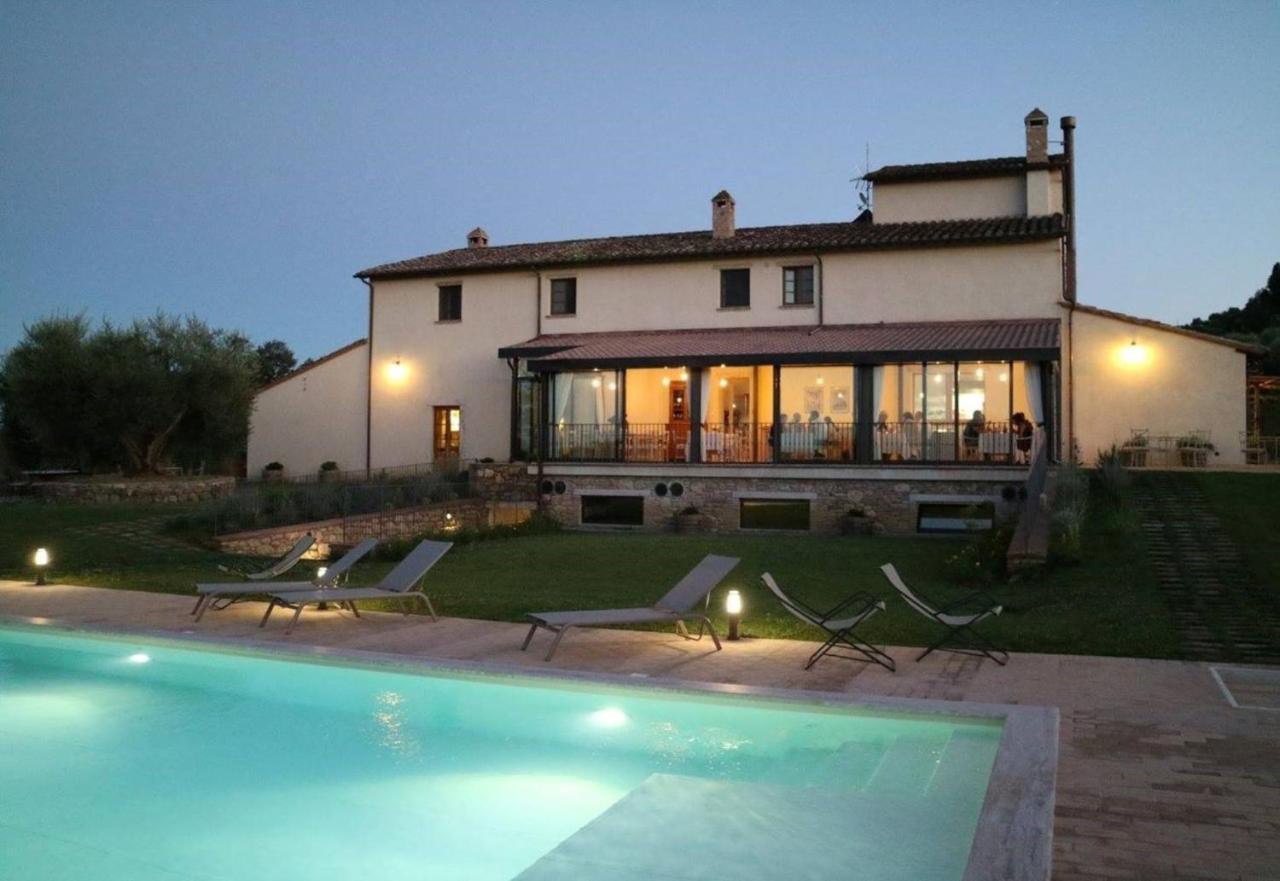 Villa le buche Sarteano Esterno foto